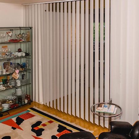 Modernes Und Gemuetliches Designerzimmer Карлсбад Экстерьер фото