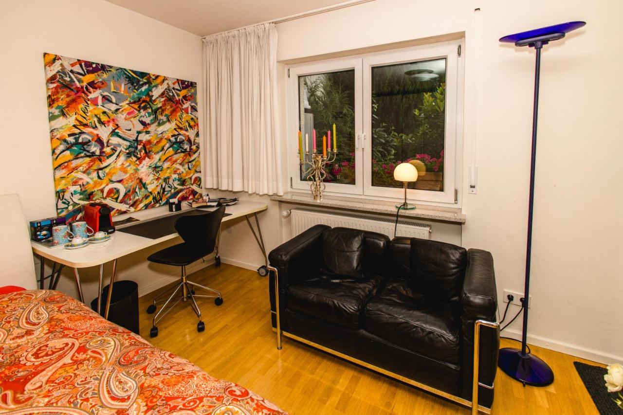 Modernes Und Gemuetliches Designerzimmer Карлсбад Экстерьер фото