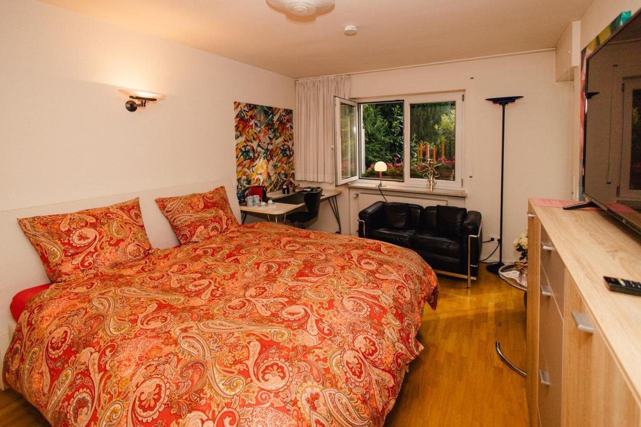 Modernes Und Gemuetliches Designerzimmer Карлсбад Экстерьер фото